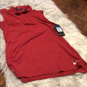 Nike women shirt size medium